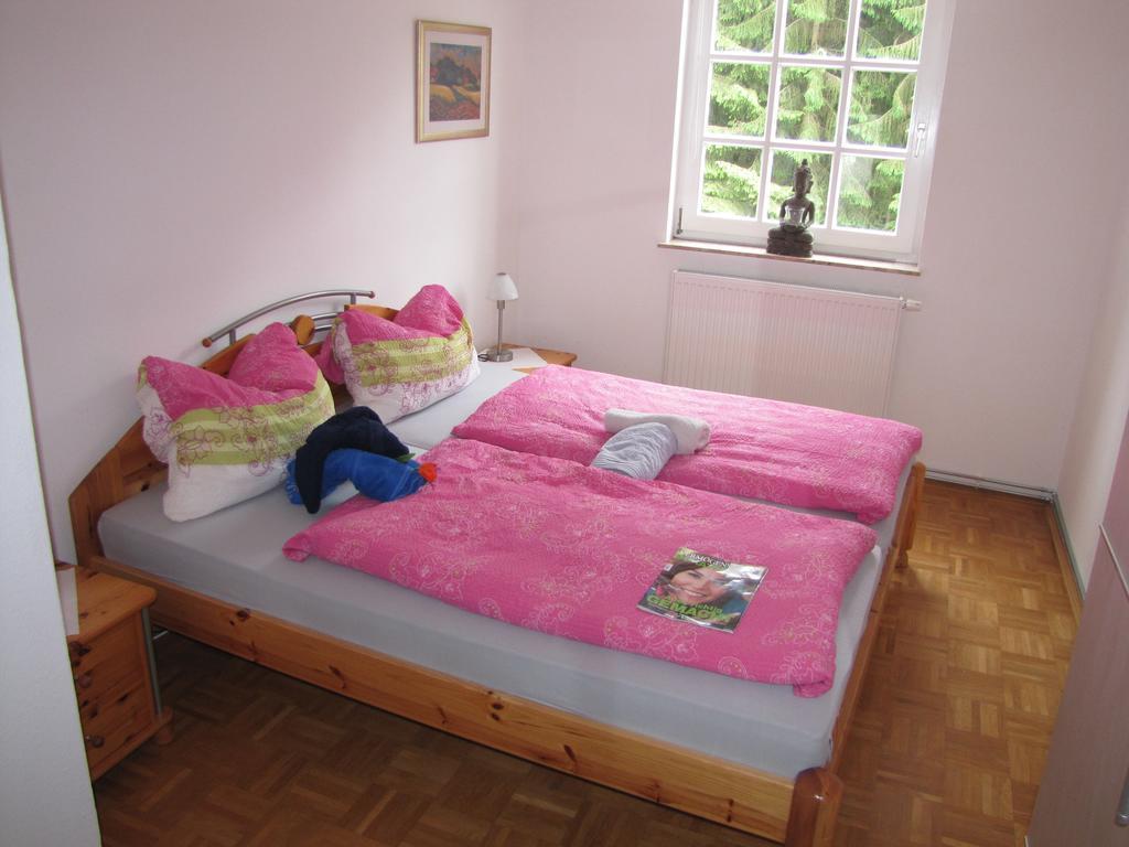 Hof Guttels Waldgasthof Ferienpension Rotenburg an der Fulda Luaran gambar