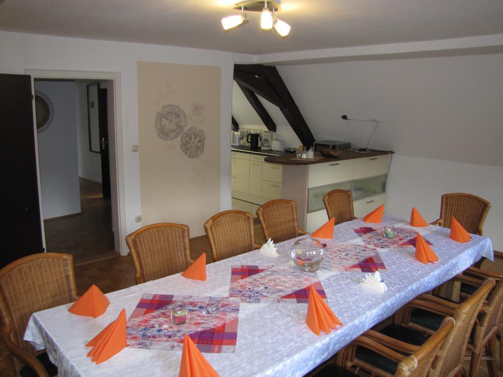 Hof Guttels Waldgasthof Ferienpension Rotenburg an der Fulda Bilik gambar