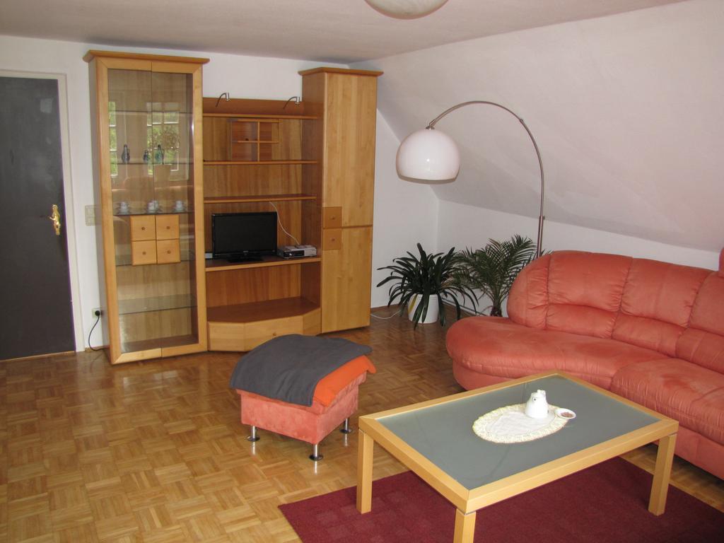 Hof Guttels Waldgasthof Ferienpension Rotenburg an der Fulda Bilik gambar